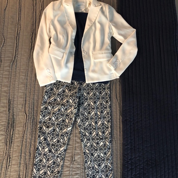 Loft Riveria Navy & Cream Tile-Print Ankle Pants - Picture 6 of 6
